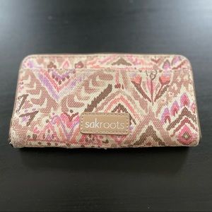 Sakroots Women’s Bi-Fold Wallet